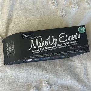 NWT Chic Black Makeup Eraser